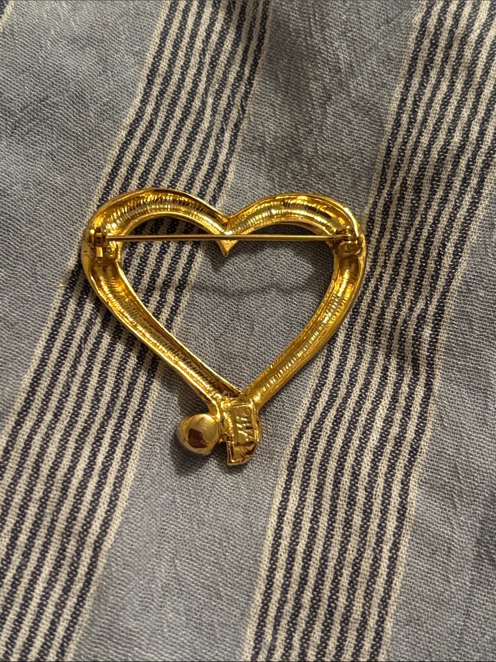Gold Tone Brooch with Rhinestone - Picture 2 of 3